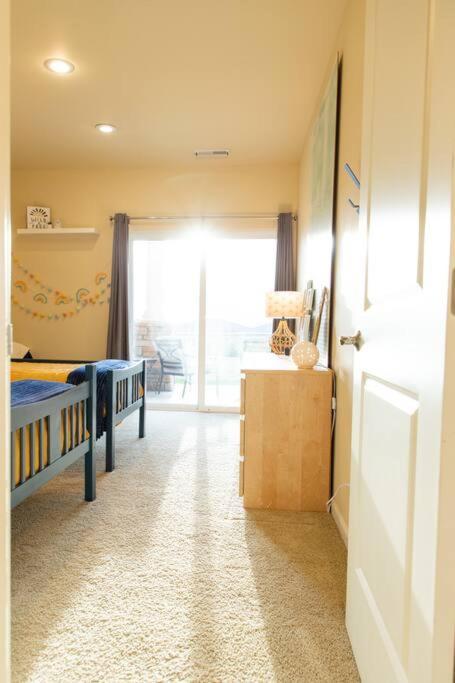 Sunserra Villa! Movie Room, Family Friendly, Bbqs, Pools, Free Golf! Quincy Esterno foto